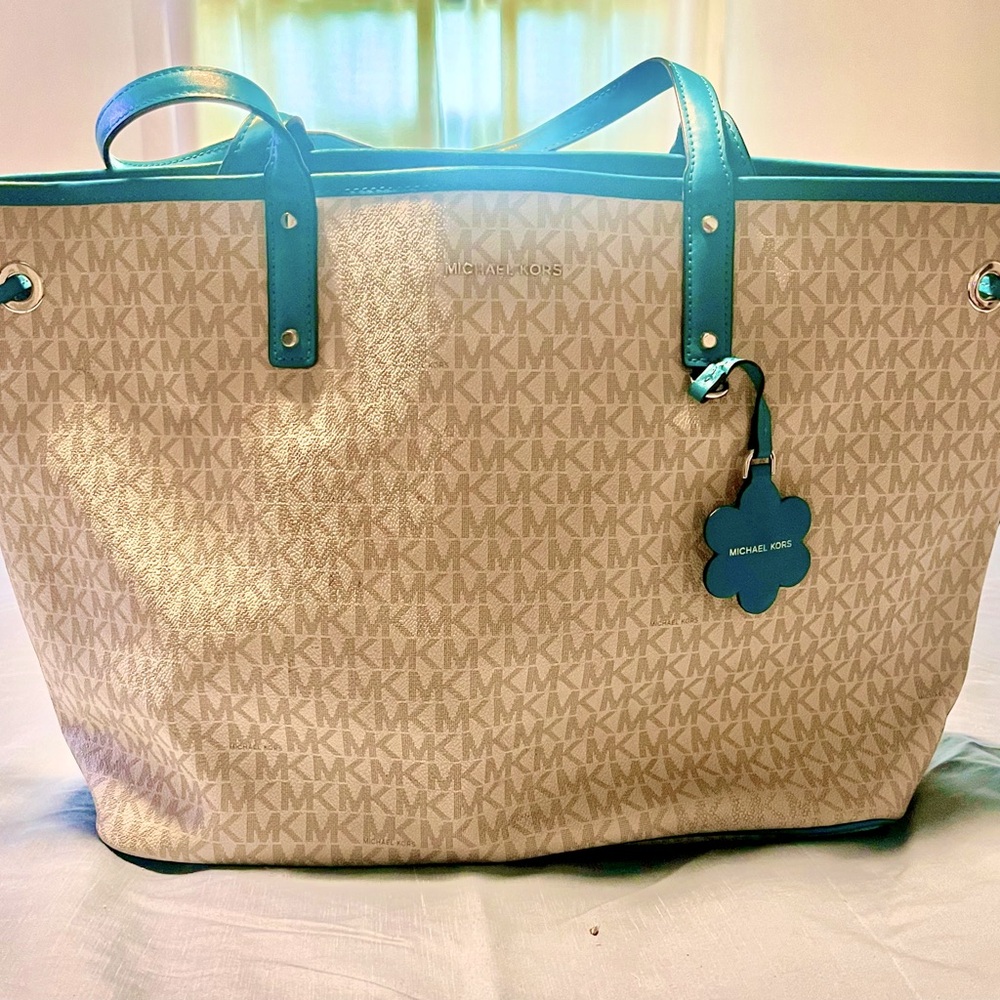 Michael Kors large teal/tan